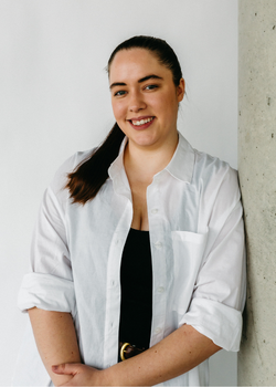 Brooke Coller headshot