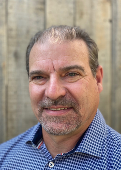 Jamie Bakos headshot